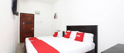 Deluxe Triple Room | Free WiFi, bed sheets