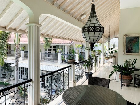 Casa Artista By Villa Kresna – Affordable hotel in Seminyak