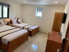 Basic Double or Twin Room | Minibar, in-room safe, desk, laptop workspace - HAPPY BEACH (Nha Trang)