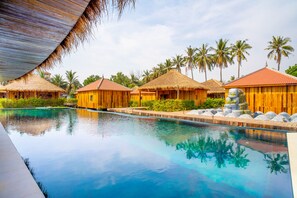 Indoor pool, 2 outdoor pools - Floating Khmer Village Resort (Siem Reap)