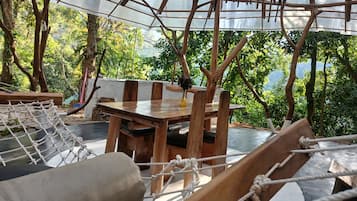 Cottage phong cách lãng mạn | Khu phòng khách