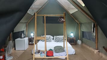 Tente Romantique, 1 chambre, vue colline | 1 chambre, draps en coton égyptien, literie de qualité supérieure