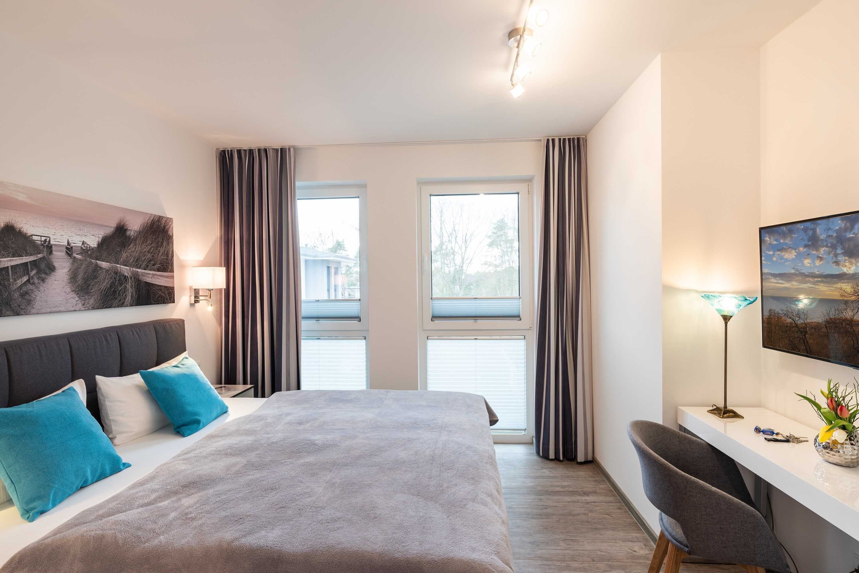 3 Schlafzimmer, Schreibtisch, Reisekinderbett, WLAN