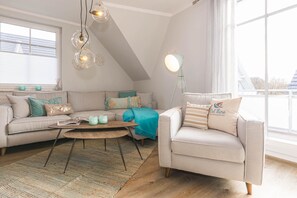 TV - Message in a bottle, Germany (Zingst)