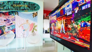 Front of property - The Lantine Hostel (Patong)