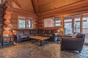 Interior - Spirit Lodge at Silverstar (Vernon)