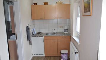 Kühlschrank, Mikrowelle