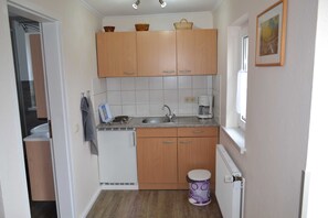 Kühlschrank, Mikrowelle