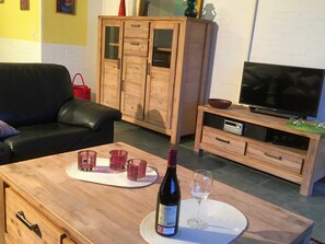 Télévision, cheminée