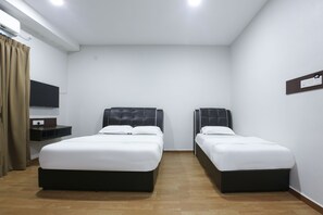 Free WiFi, bed sheets