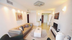 Design Apartment | Living room - Art Apartment Near Mamila best Location 1-2 (Jerusalem)