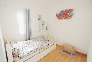 Design Apartment | 6 bedrooms, desk, iron/ironing board, free WiFi - Art Apartment Near Mamila best Location 1-2 (Jerusalem)