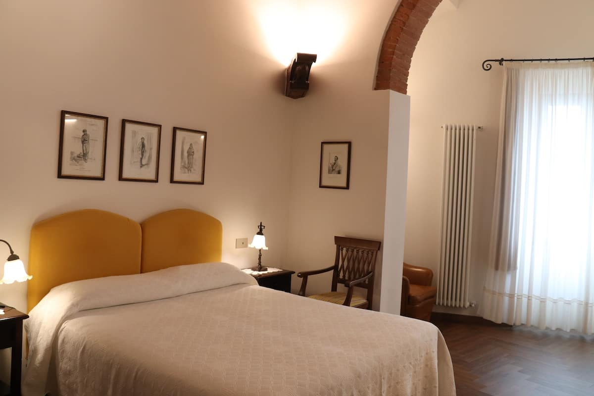 Superior tweepersoonskamer | 1 slaapkamer, luxe beddengoed, een minibar, een kluis op de kamer