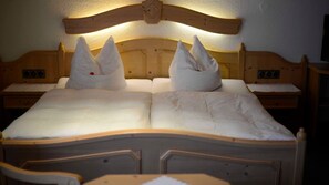 1 間睡房、房內夾萬、可攜式嬰兒床、Wi-Fi