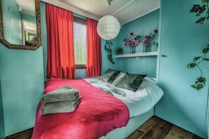 2 dormitorios, escritorio, wifi gratis y ropa de cama