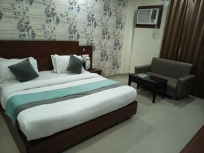 Executive Room | Escritorio, insonorización, wifi gratis y acceso para silla de ruedas 