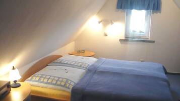 1 Schlafzimmer, Reisekinderbett, WLAN, Bettwäsche