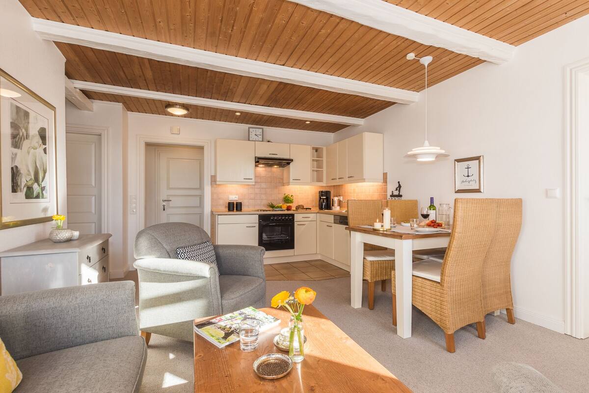 Apartment 3 | Living area