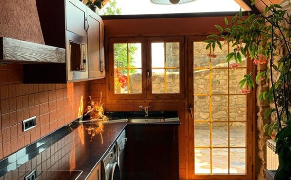 Fridge, oven, dining tables