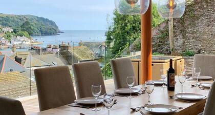 School Steps - Modern Coastal Cottage - Great view over the river and out to sea