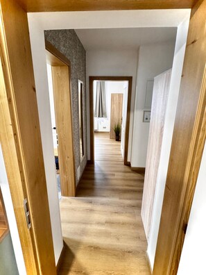 Departamento Confort, 2 habitaciones, planta baja | Escritorio, cortinas blackout, cunas gratuitas y wifi gratis 