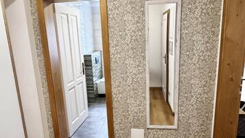 Departamento Confort, 2 habitaciones, planta baja | Escritorio, cortinas blackout, cunas gratuitas y wifi gratis