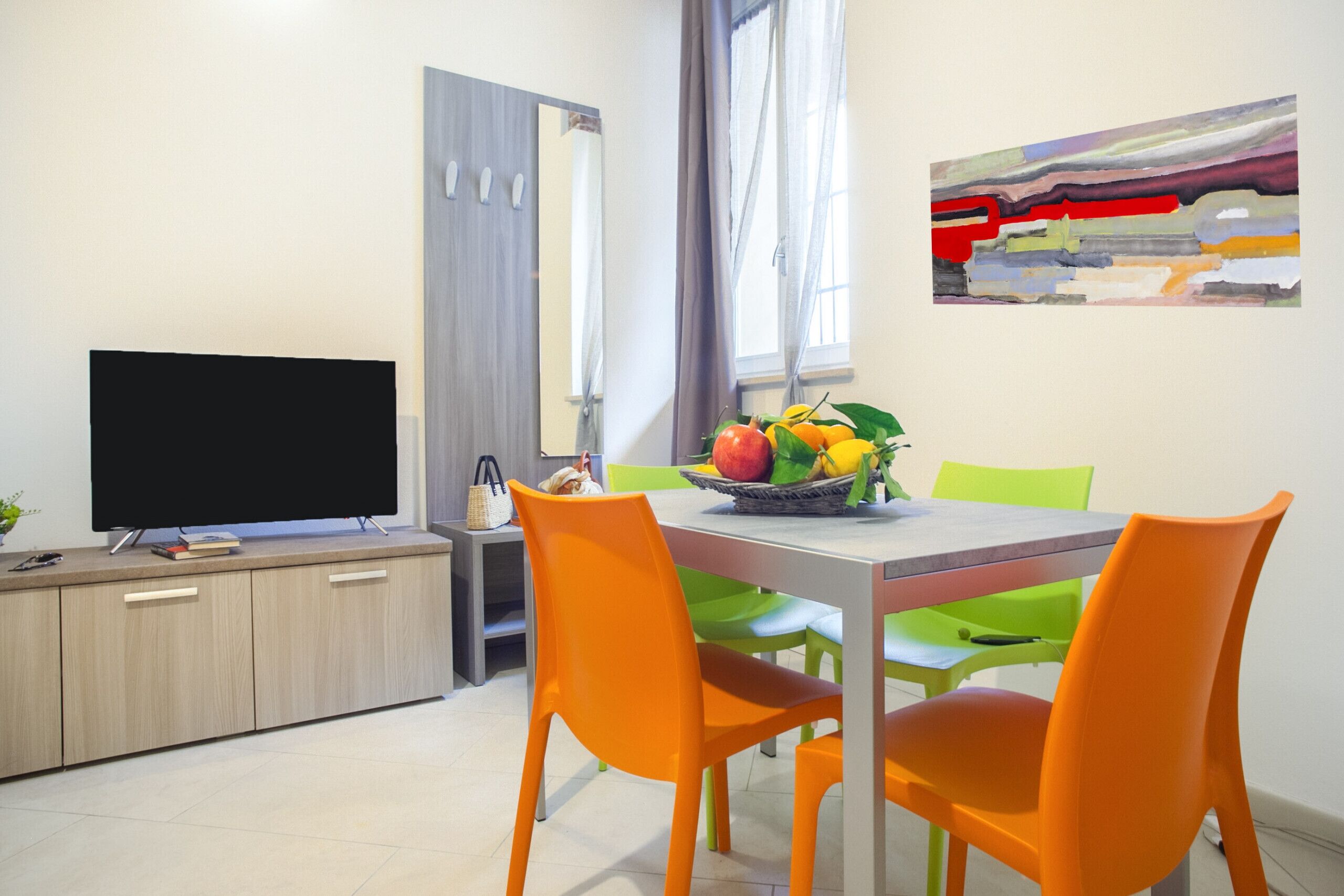 Makan di kamar