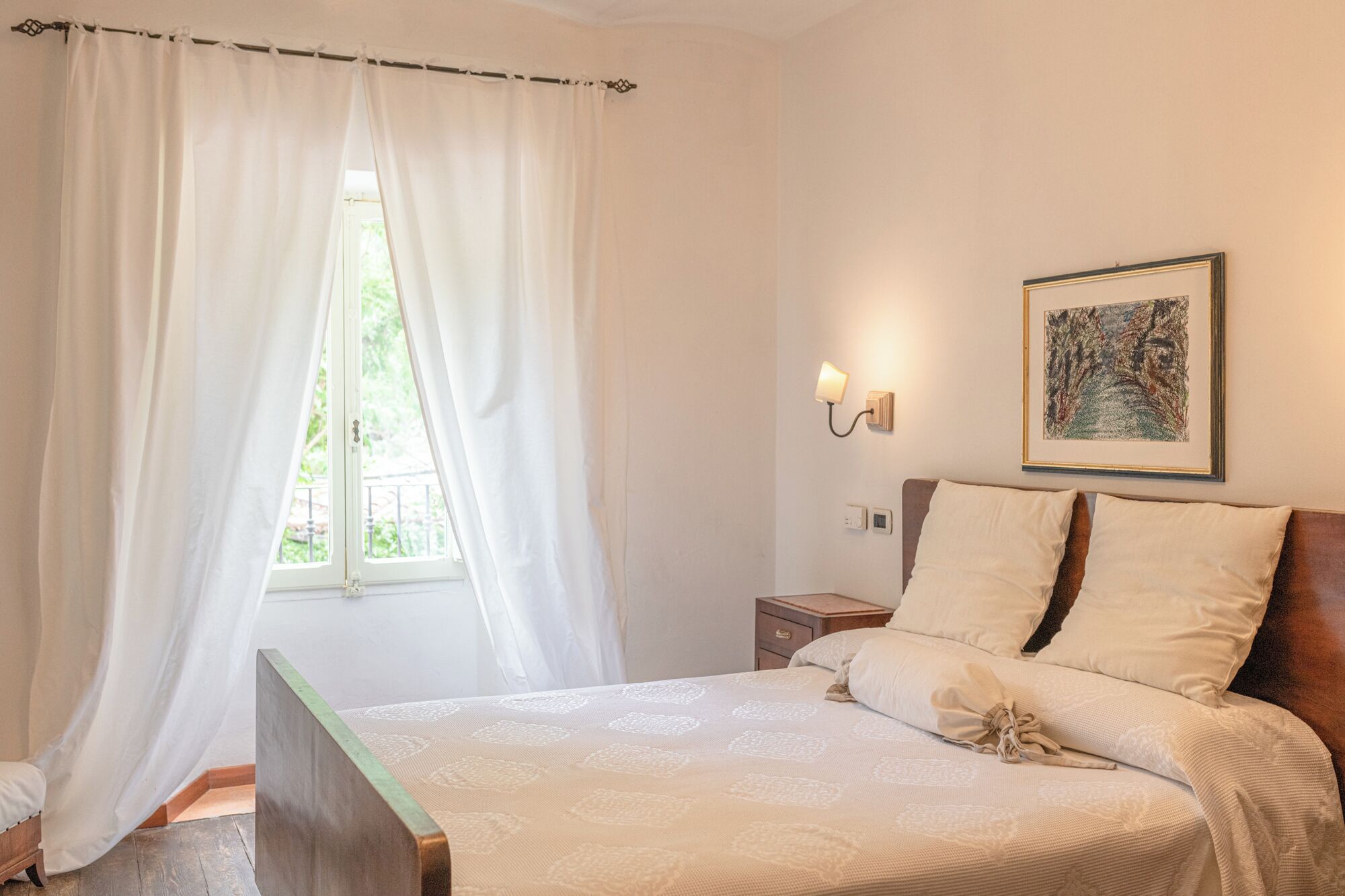 Deluxe Double Room (Raffaello) | Laptop workspace, soundproofing, free WiFi, bed sheets