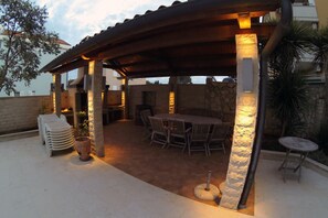 BBQ/picnic area - Apartments Flora (Medulin)