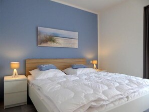 2 多间卧室、遮光窗帘、旅行婴儿床、免费 WiFi
