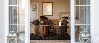 Exclusive vacation home for 2 people, 75sqm, near the lake, surrounded by greenery