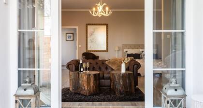 Exklusives Ferienhaus für 2 Personen, 75qm, Seenähe, mitten im Grünen