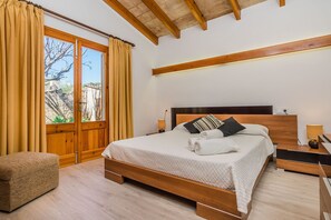 3 chambres, fer et planche Ă repasser, Wi-Fi gratuit, draps fournis