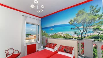 Family Apartment, 2 Bedrooms, Sea View | 2 bedrooms, free cribs/infant beds, free WiFi, bed sheets