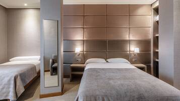 Literie de qualité supérieure, minibar, coffres-forts dans les chambres