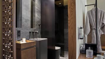 Superior Athenian Room | Bathroom | Shower, rainfall showerhead, designer toiletries, bathrobes