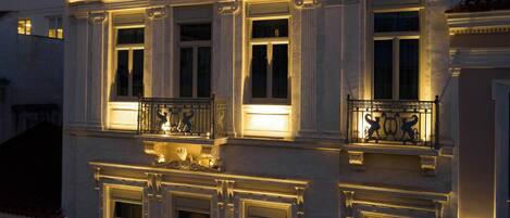 واجهة المنشأة