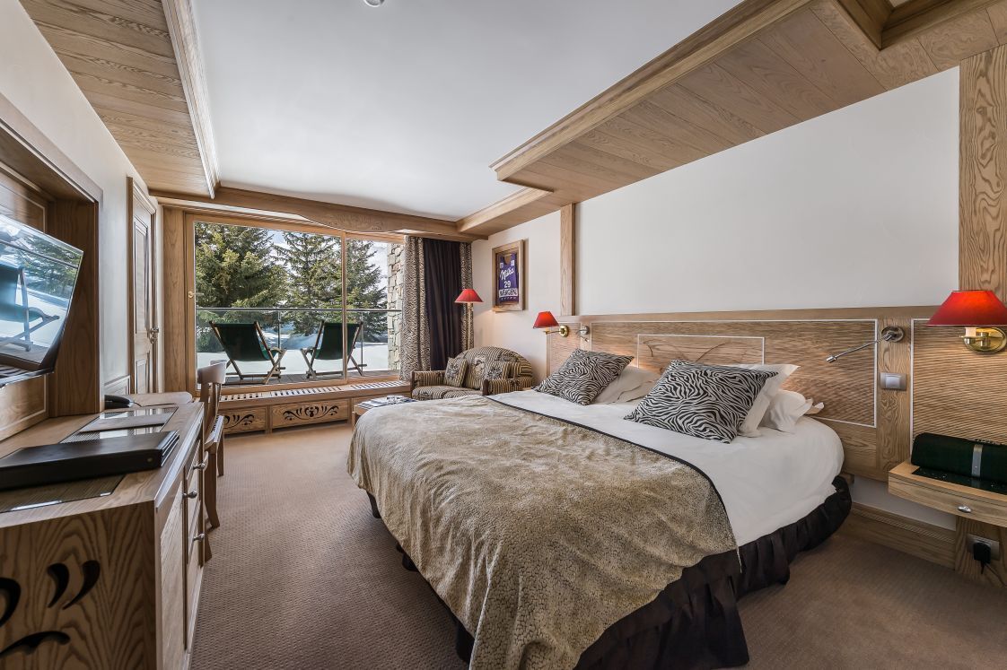 โต๊ะทำงาน, ห้องเก็บเสียง, เตารีด/โต๊ะรีดผ้า, Wi-Fi ฟรี