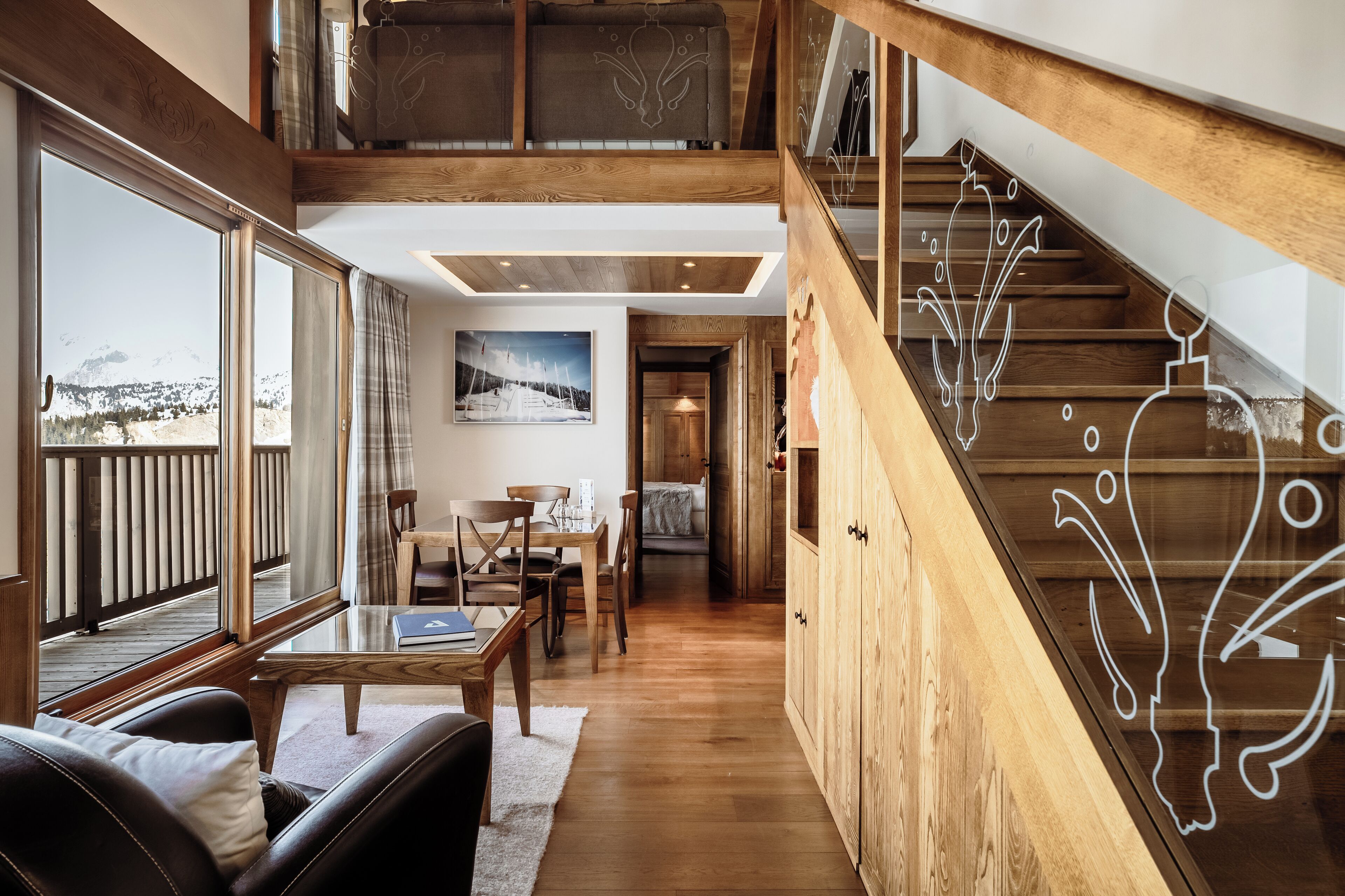 ห้องสวีท (Makalu) | บริเวณนั่งเล่น | ทีวีจอแบน, ฟุตบอลโต๊ะ