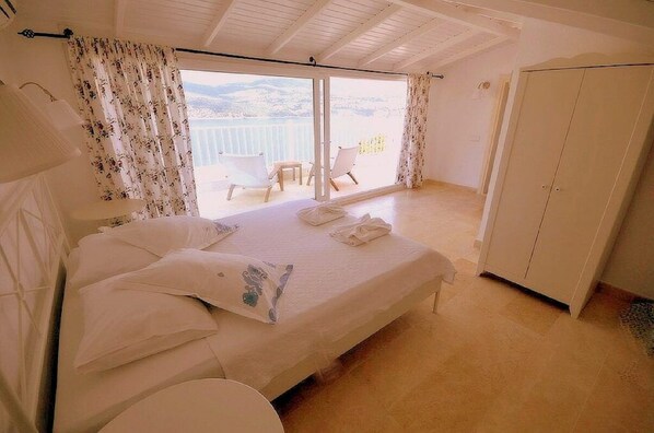 Villa | 5 bedrooms, free WiFi, bed sheets - KA006 by Villaofsummer Antalya Kas (Kas)