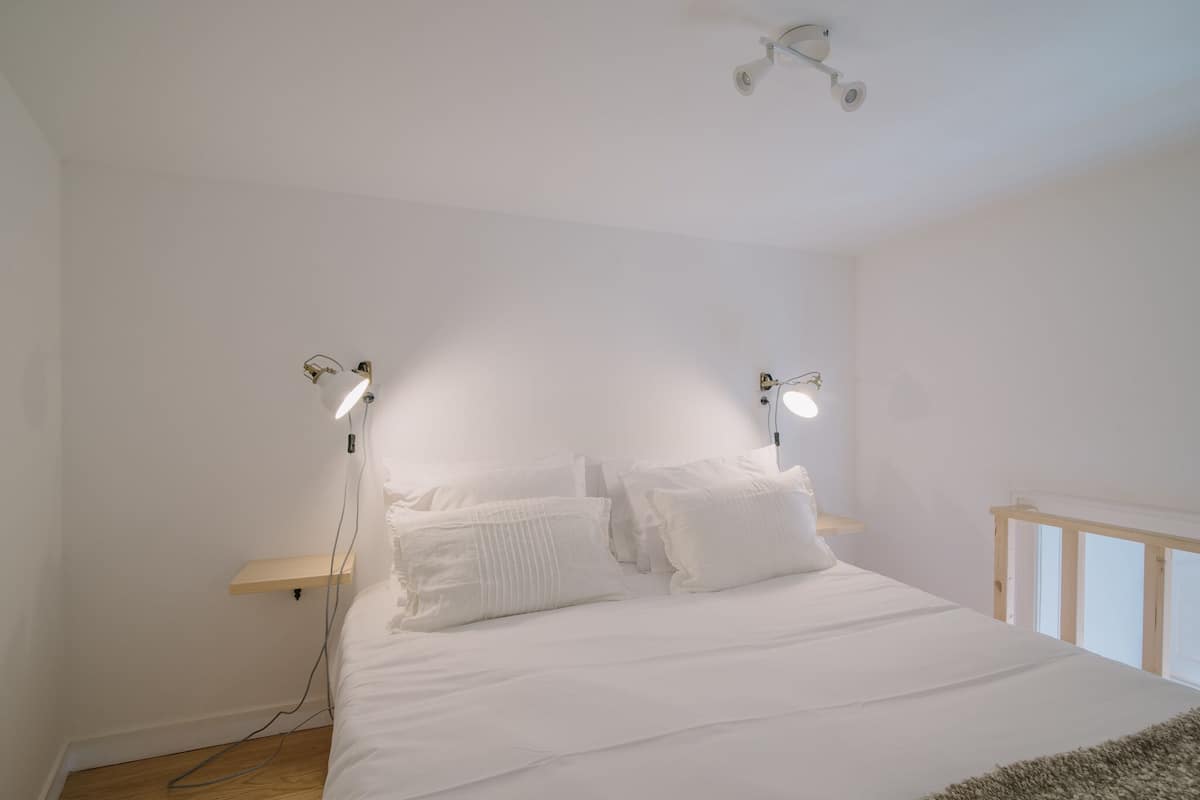 Premium Double Room | Blackout drapes, soundproofing, iron/ironing board, free WiFi