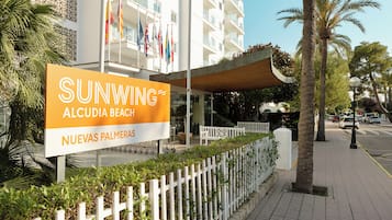 Señal de SUNWING Alcudia Beach en Nuevas Palmas.