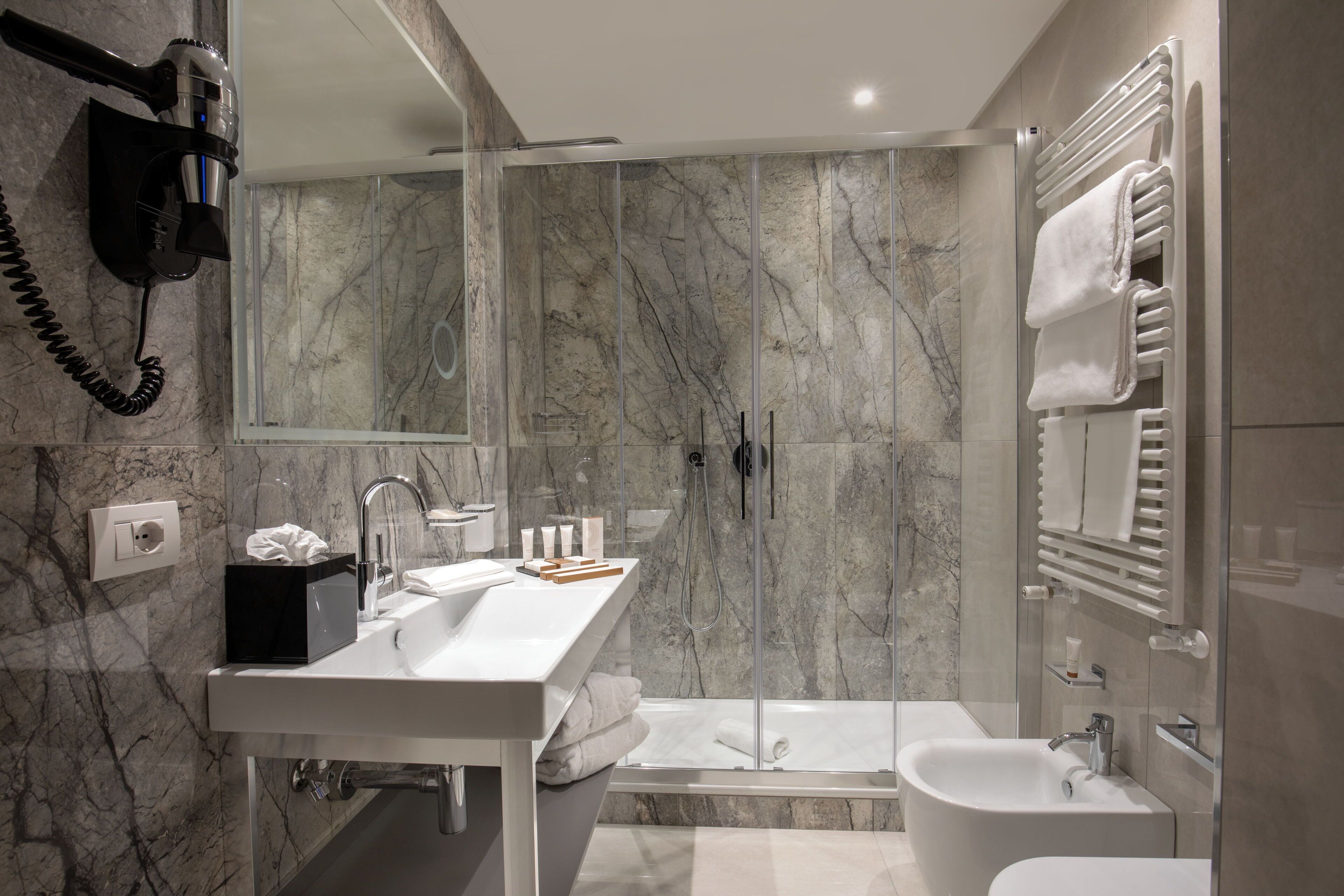 Photo - Hotel St Martin by OMNIA hotels