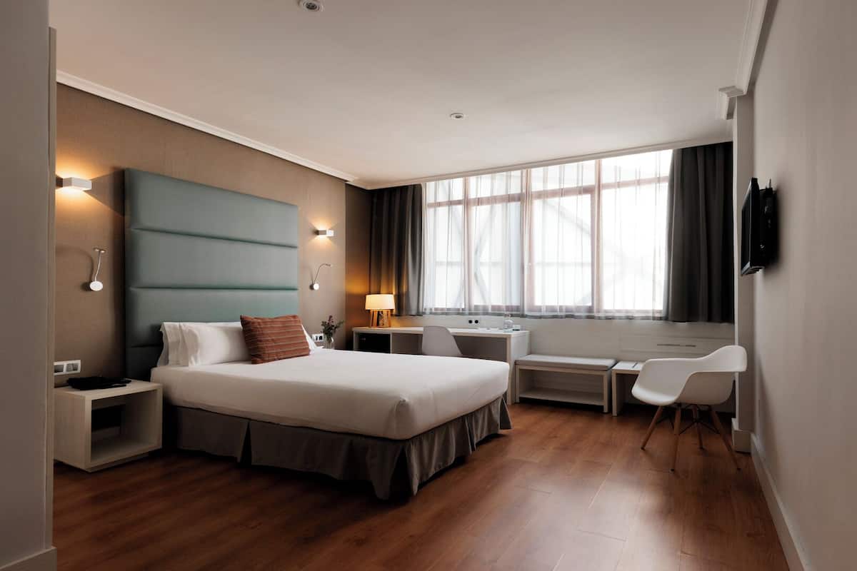 Singola Standard, accesso in sedia a rotelle | 1 camera, minibar con snack e bevande gratuite, una cassaforte in camera