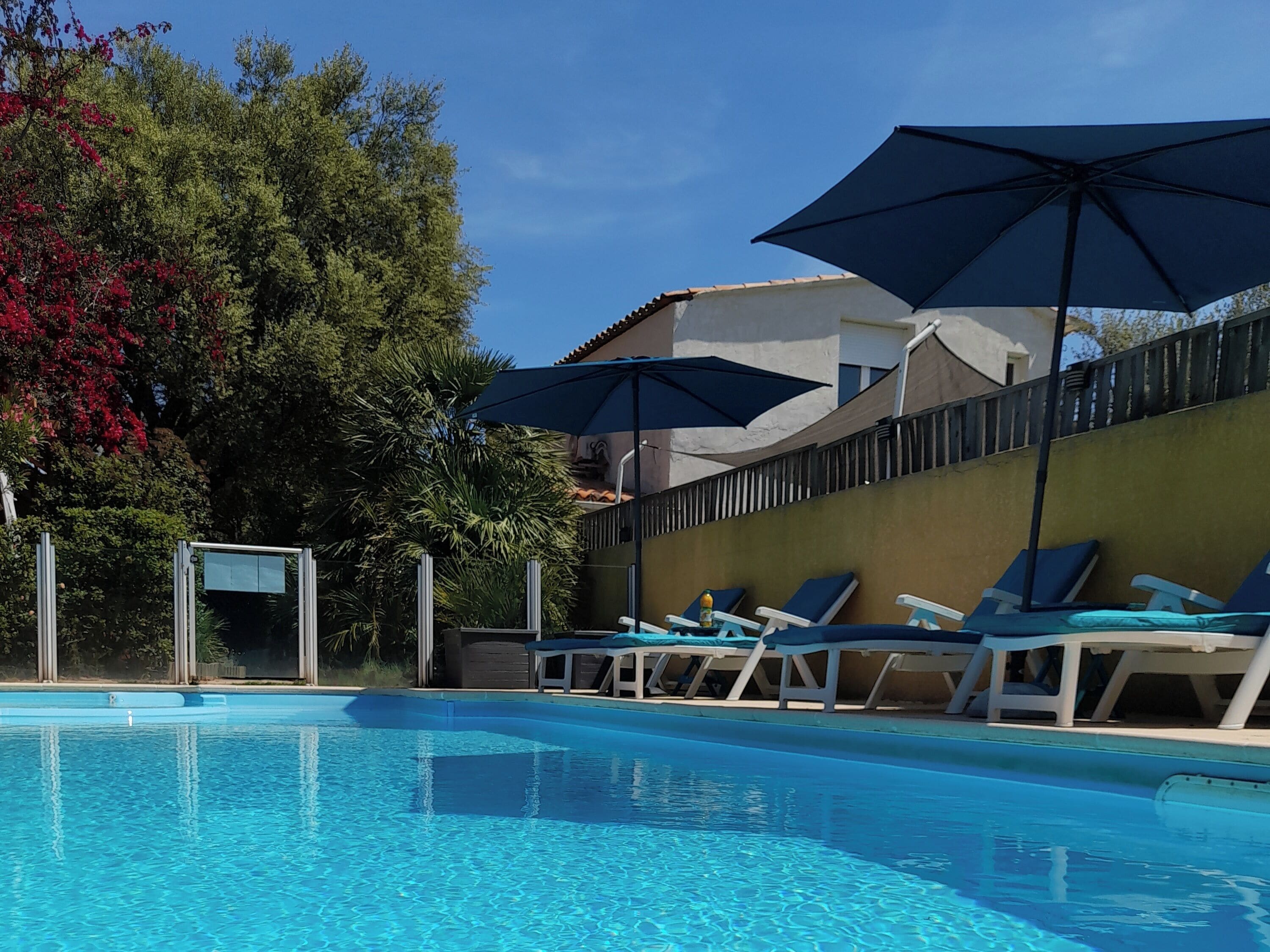 Location villa Orinella  AZZURA TRAVO - clim -petite résidence - piscine 10mx4m