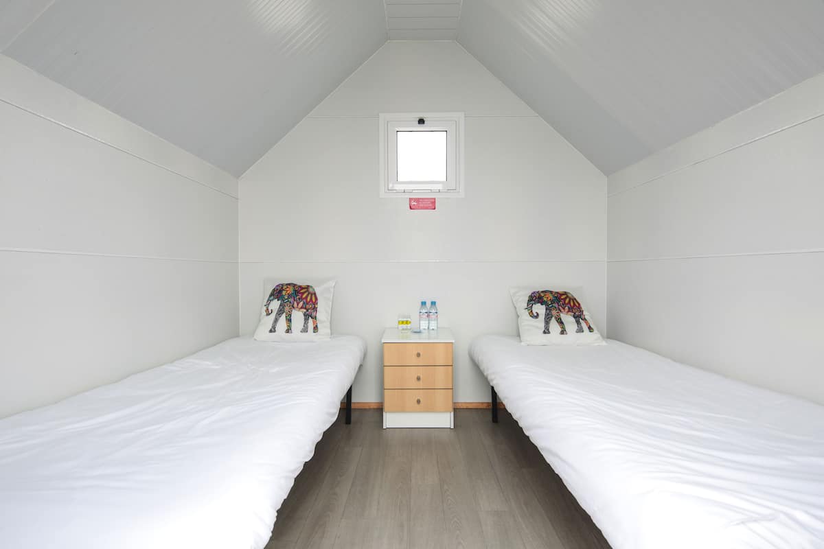 Economy Twin Room, Shared Bathroom | WiFi (free), bed sheets