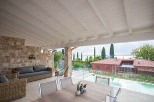 Apartamento ejecutivo (MAISON DU LAC C) | Terraza o patio