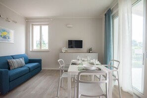 Departamento ejecutivo (MAISON DU LAC D) | Área de sala de estar | Televisión de pantalla plana 