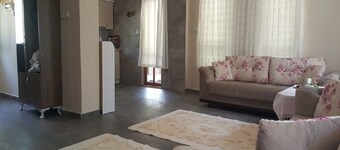 AY001 by Villa of Summer