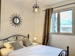 1 camera, culla da viaggio, Wi-Fi gratuito, lenzuola